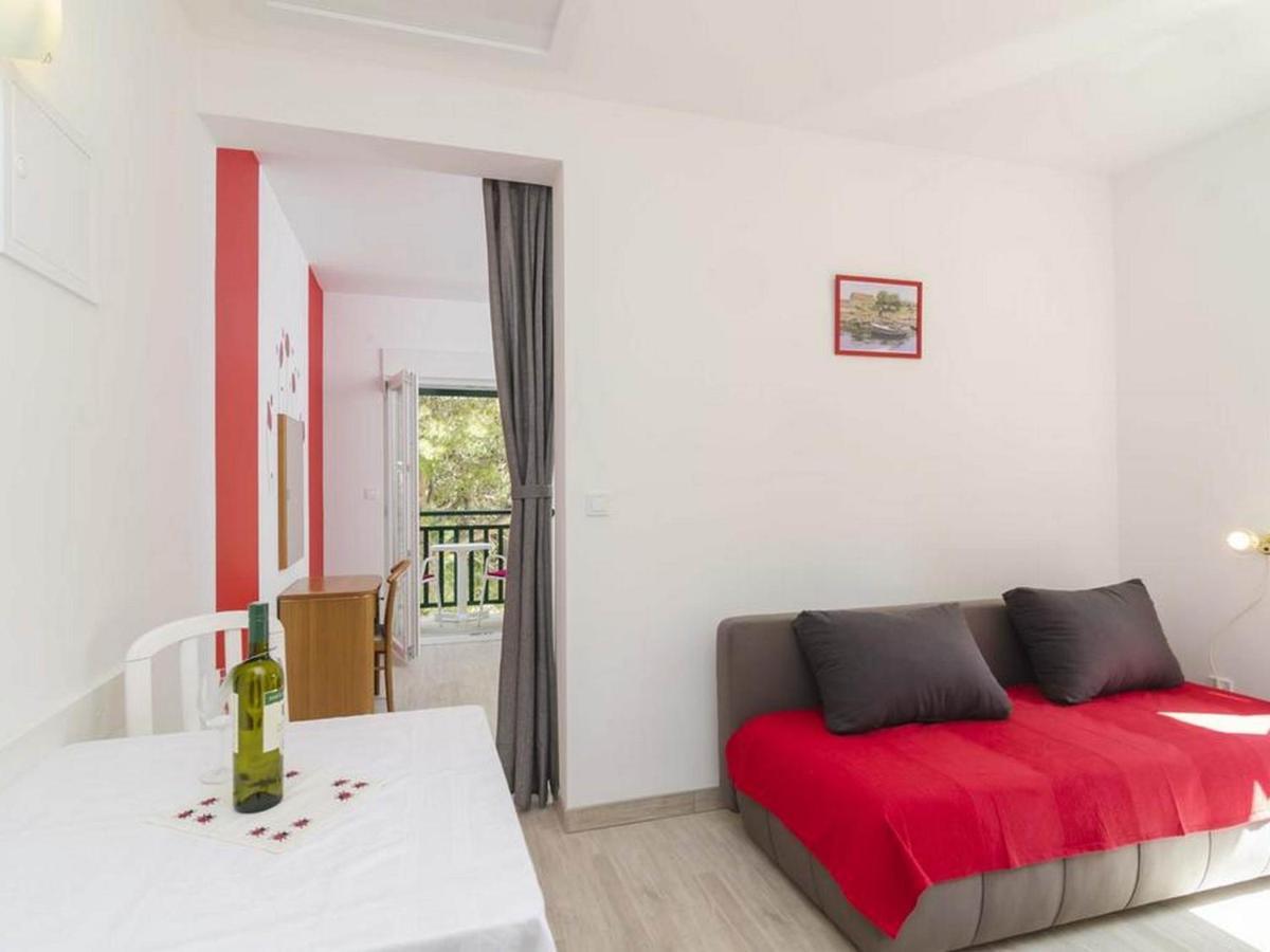 Apartments Matusko 사플루나라 객실 사진
