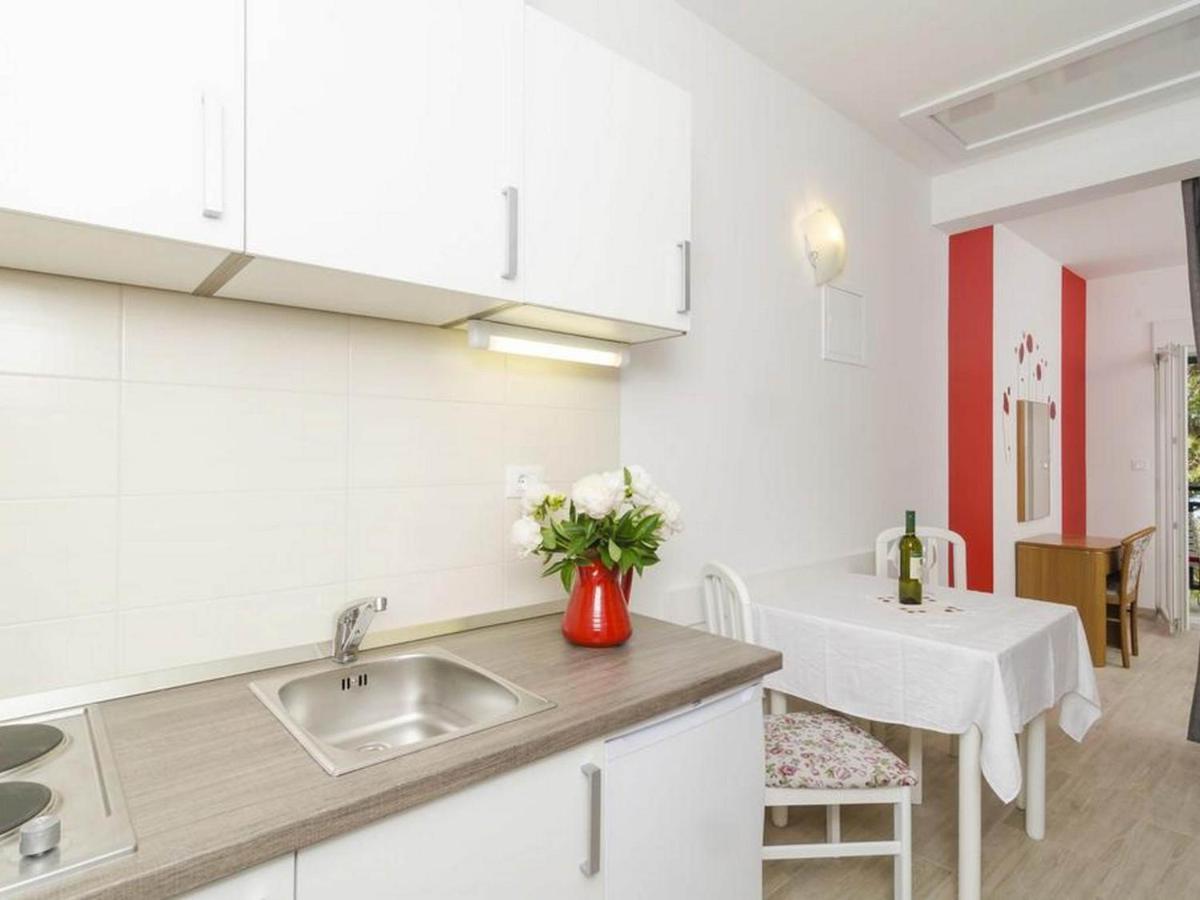 Apartments Matusko 사플루나라 객실 사진